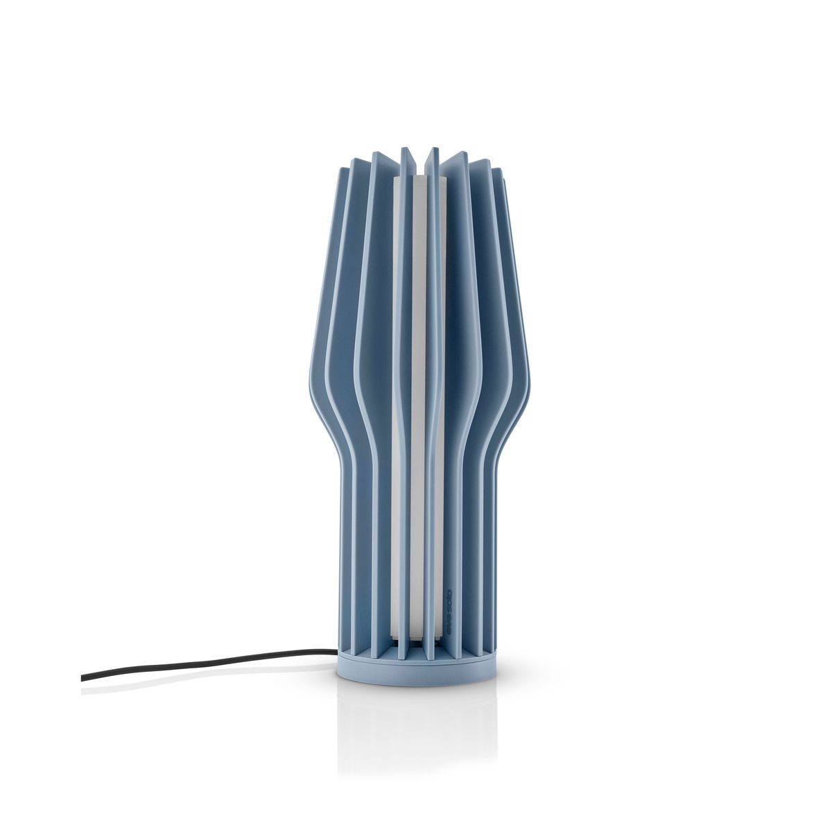 Eva Solo Radiant LED rechargeable lamp Dusty blue | Scandinavian Design | Desk & table lamps | Blue
