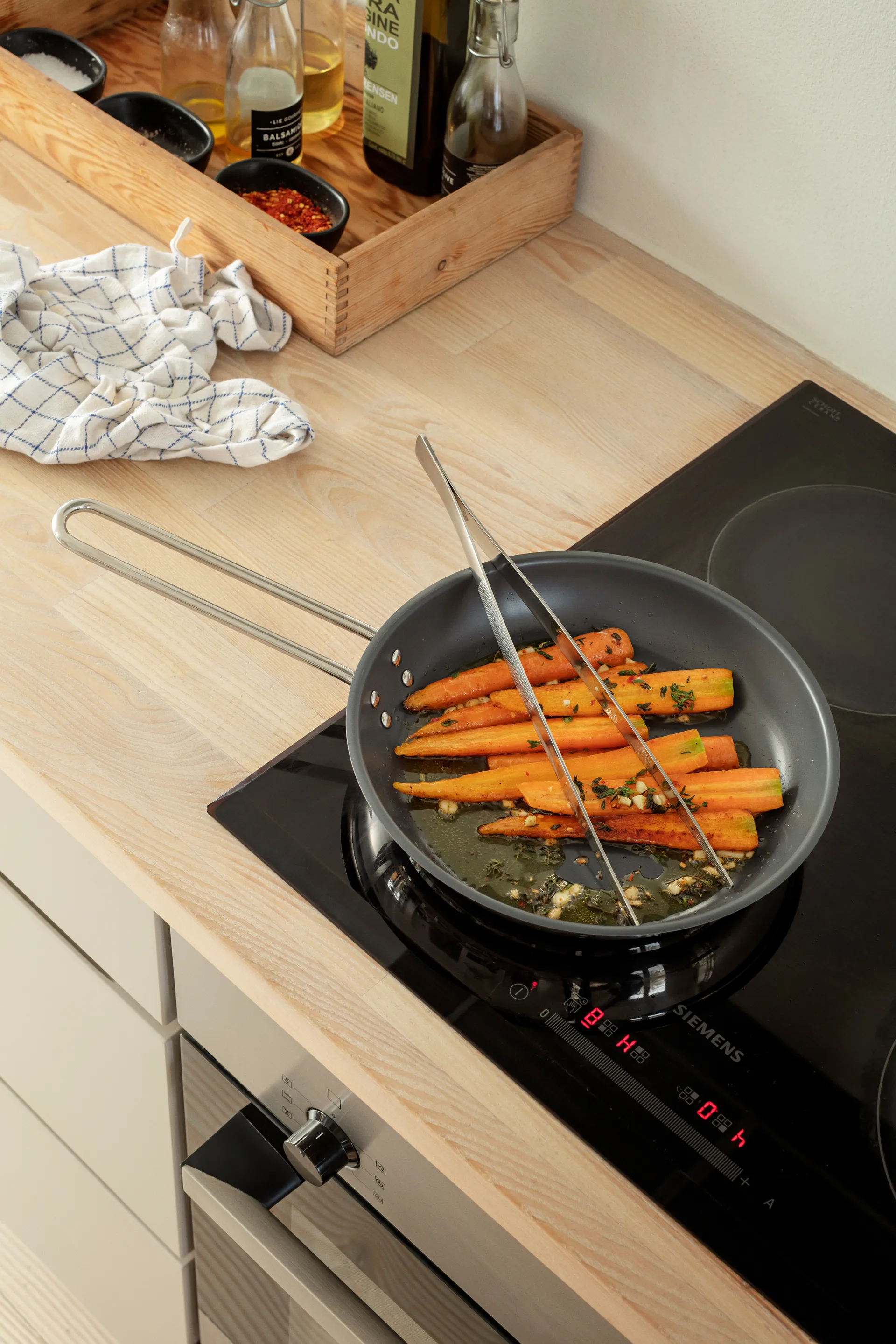 Eva Trio food tweezers, Stainless steel Eva Solo