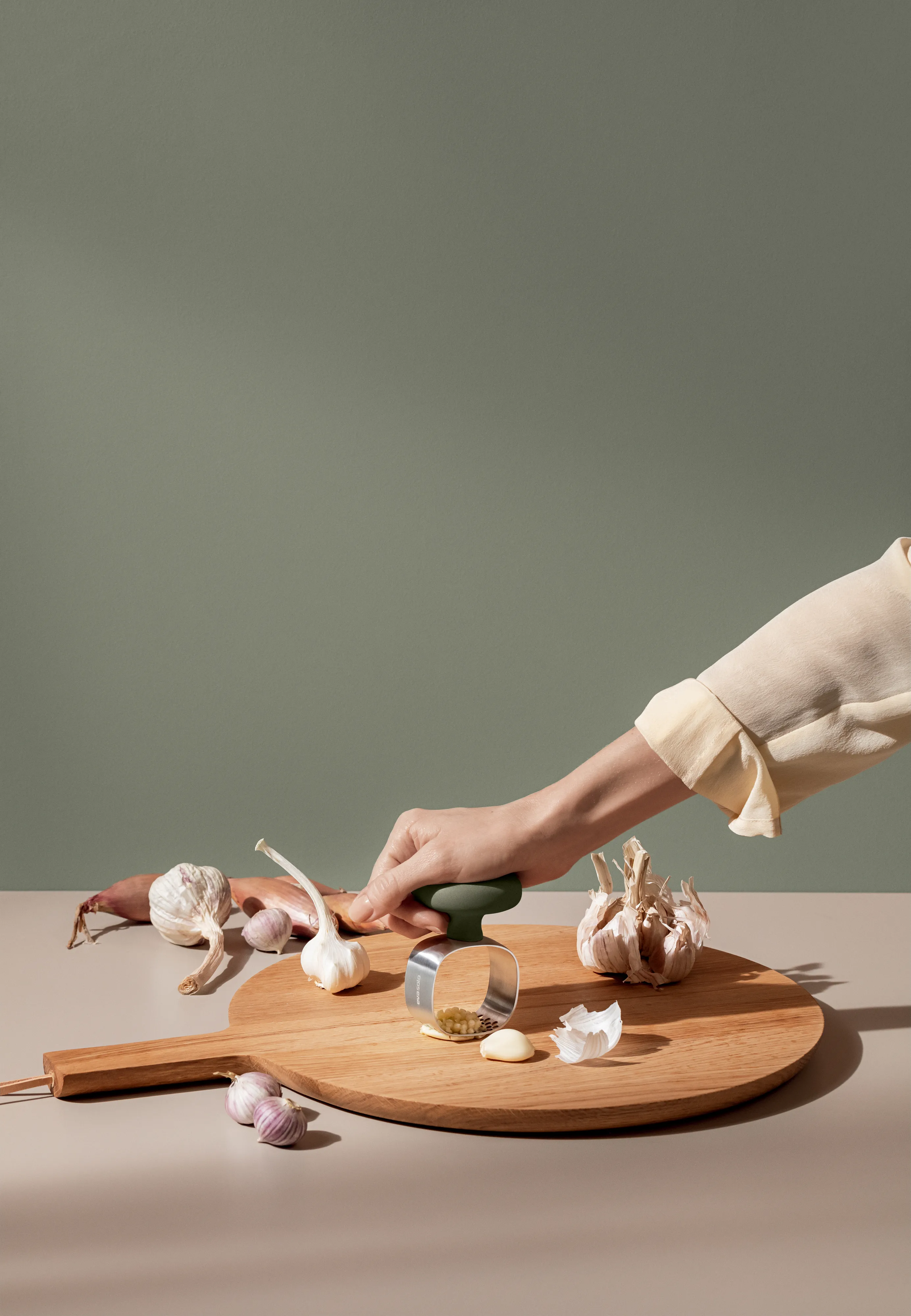 Green Tool garlic press - Thumbnail 3