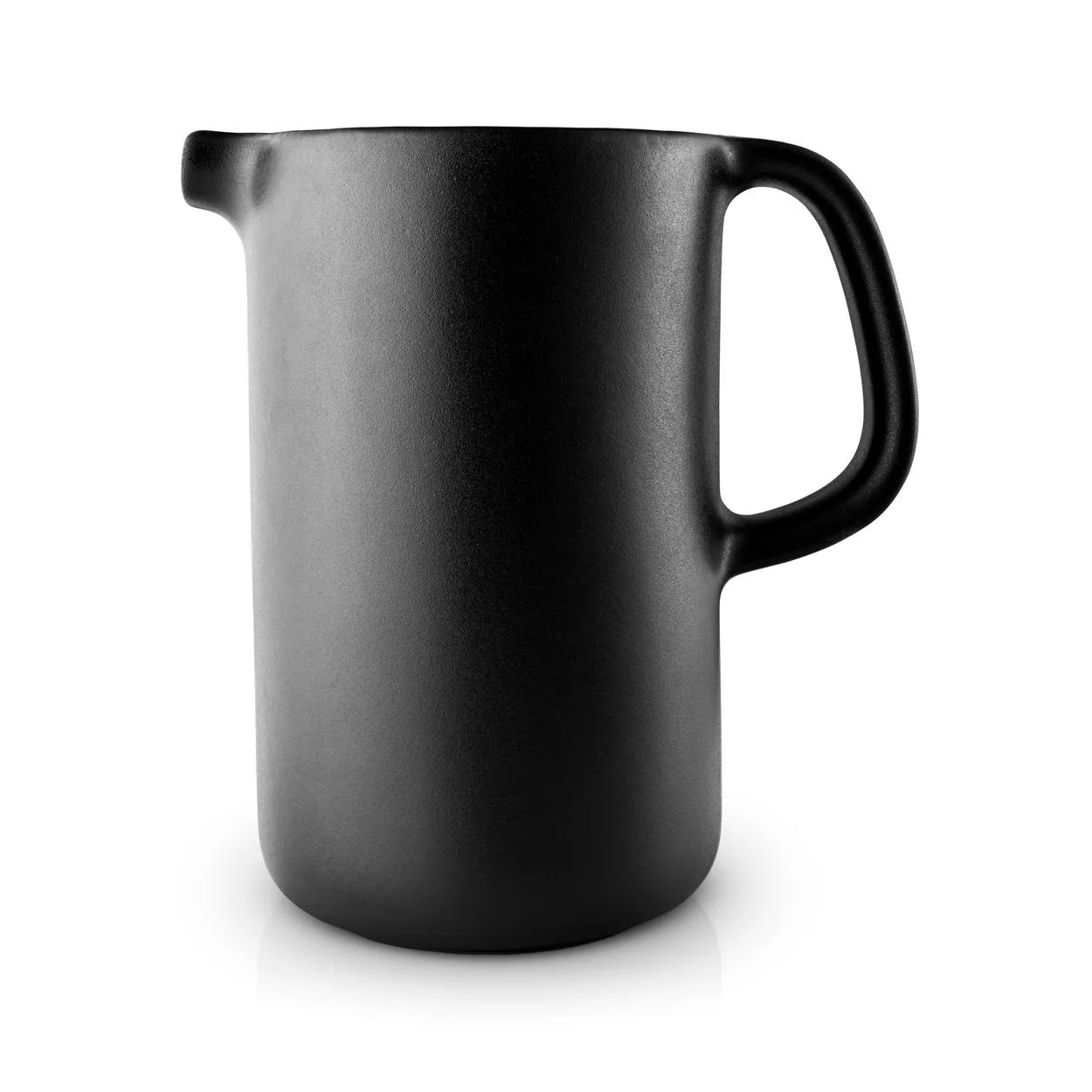 Eva Solo Nordic kitchen cylinder jug 1.0 L | Scandinavian Design | Water jugs and carafes | Black