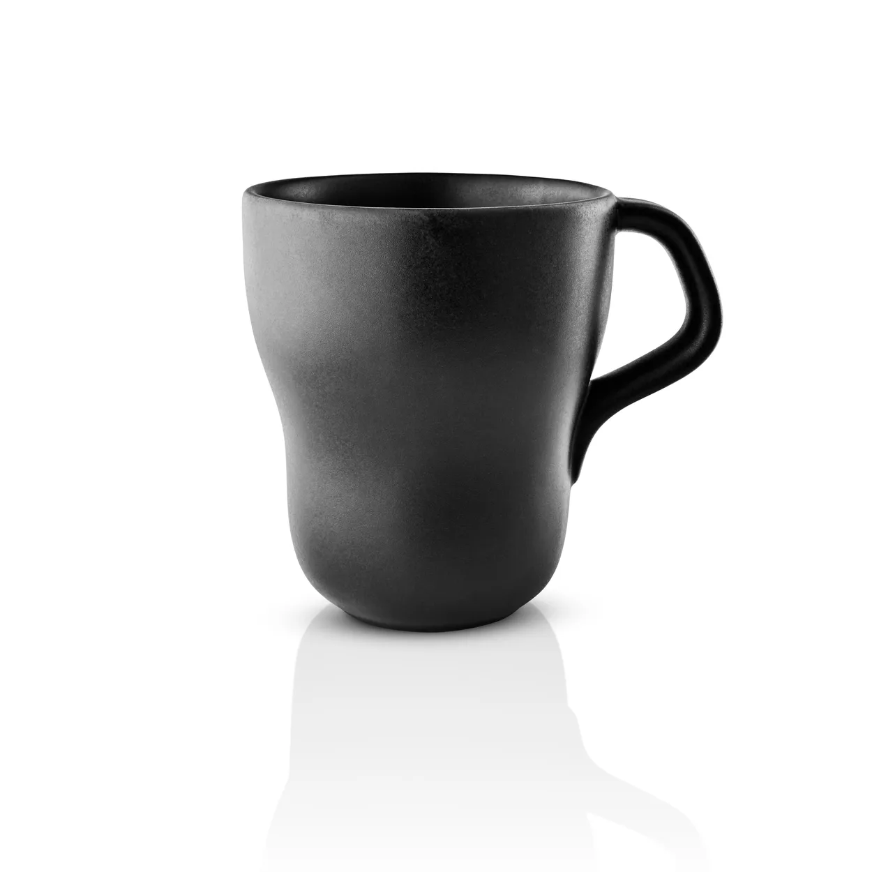 Eva Solo Nordic kitchen mug 350 ml Black | Scandinavian Design | Coffee cups | Black