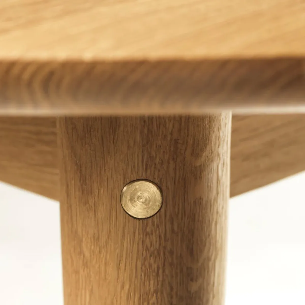 C62E Bjørk dining table with 2 extension leaves, Oak solid oiled FDB Møbler