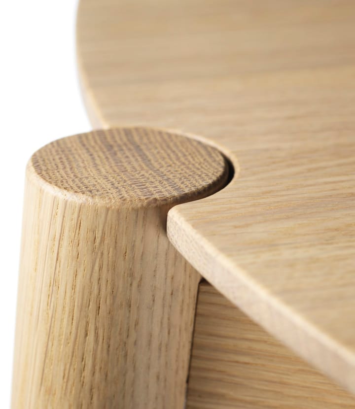 D102 Søs coffee table Ø55 cm, Oak nature lacquered FDB Møbler