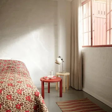 D108 Ragnesminde coffee table Ø48 cm - Carmine red - FDB Møbler