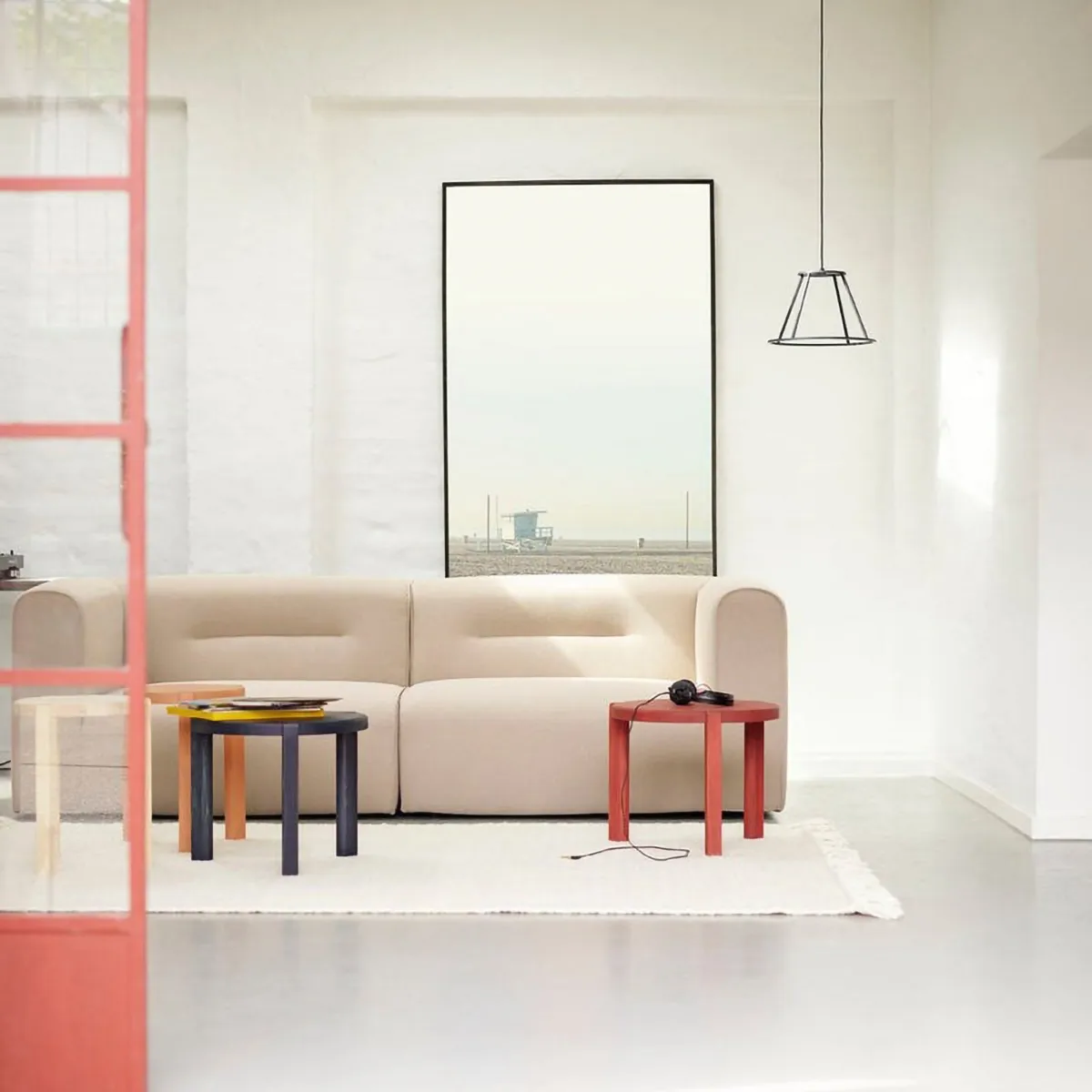 D108 Ragnesminde coffee table Ø48 cm, Carmine red FDB Møbler