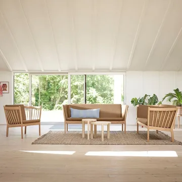 J146 armchair - Oak lacquered-brown - FDB Møbler