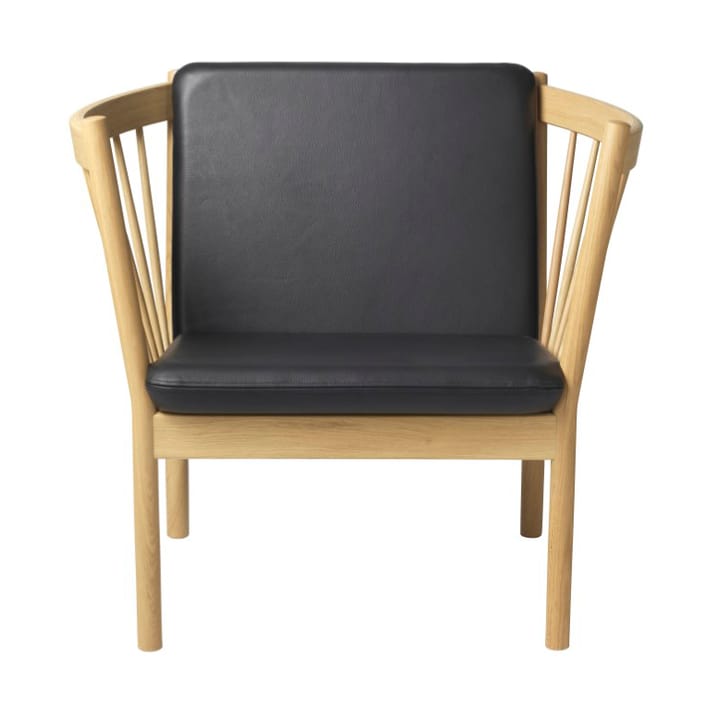 J146 Armchair - Oak nature lacquered-black leather - FDB Møbler