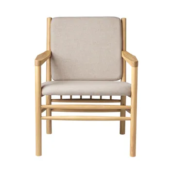 J147 armchair - Oak lacquered-beige - FDB Møbler