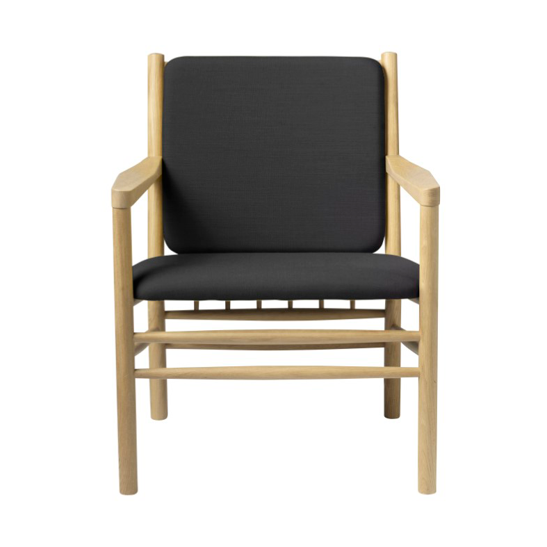 FDB Mobler J147 armchair Oak nature lacquered-dark grey