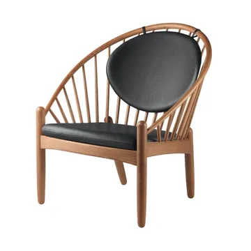 J166 Jørna chair - Smoked oak-black leather - FDB Møbler