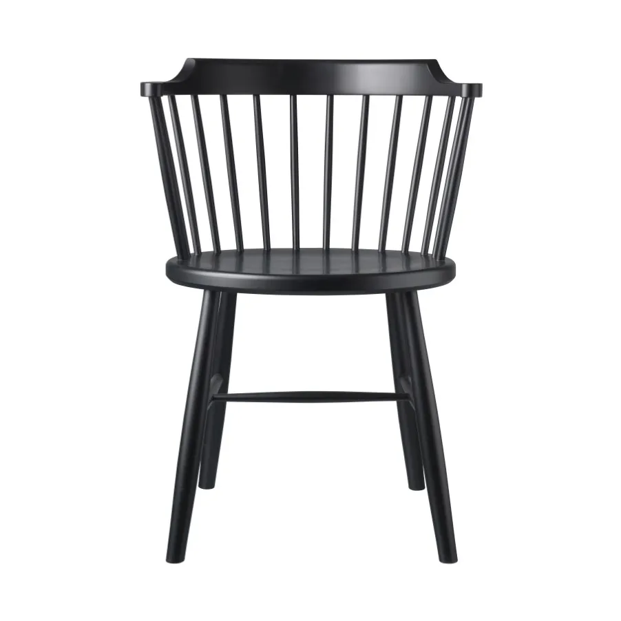 FDB Mobler J18 chair Beech black painted | Scandinavian Design | Chairs | Black