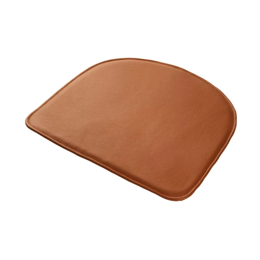 FDB Mobler R5 Noje J48 seat cushion Cognac leather | Scandinavian Design | Seat cushions & pads | Brown