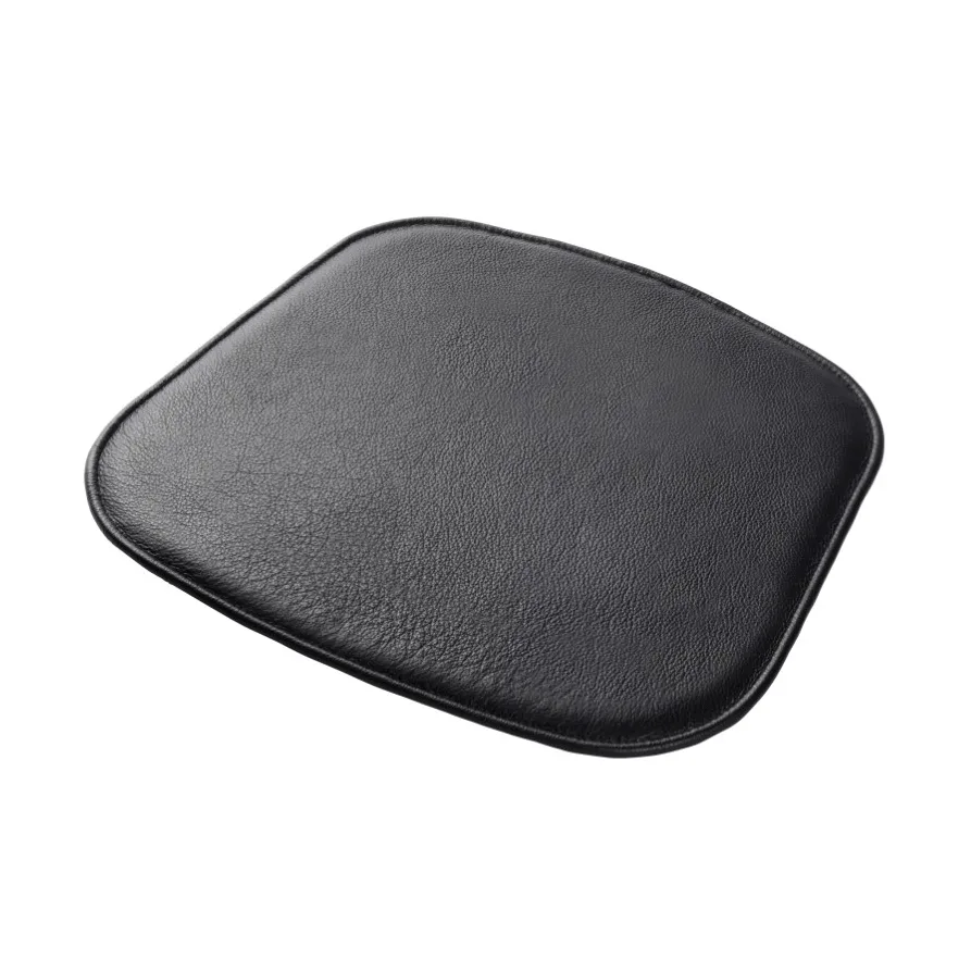 FDB Mobler R5 Noje J67 seat cushion Black leather | Scandinavian Design | Seat cushions & pads | Black