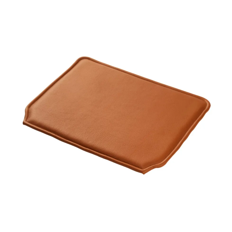 FDB Møbler R5 Nøje J80 seat cushion Cognac leather | Scandinavian Design | Seat cushions & pads | Brown