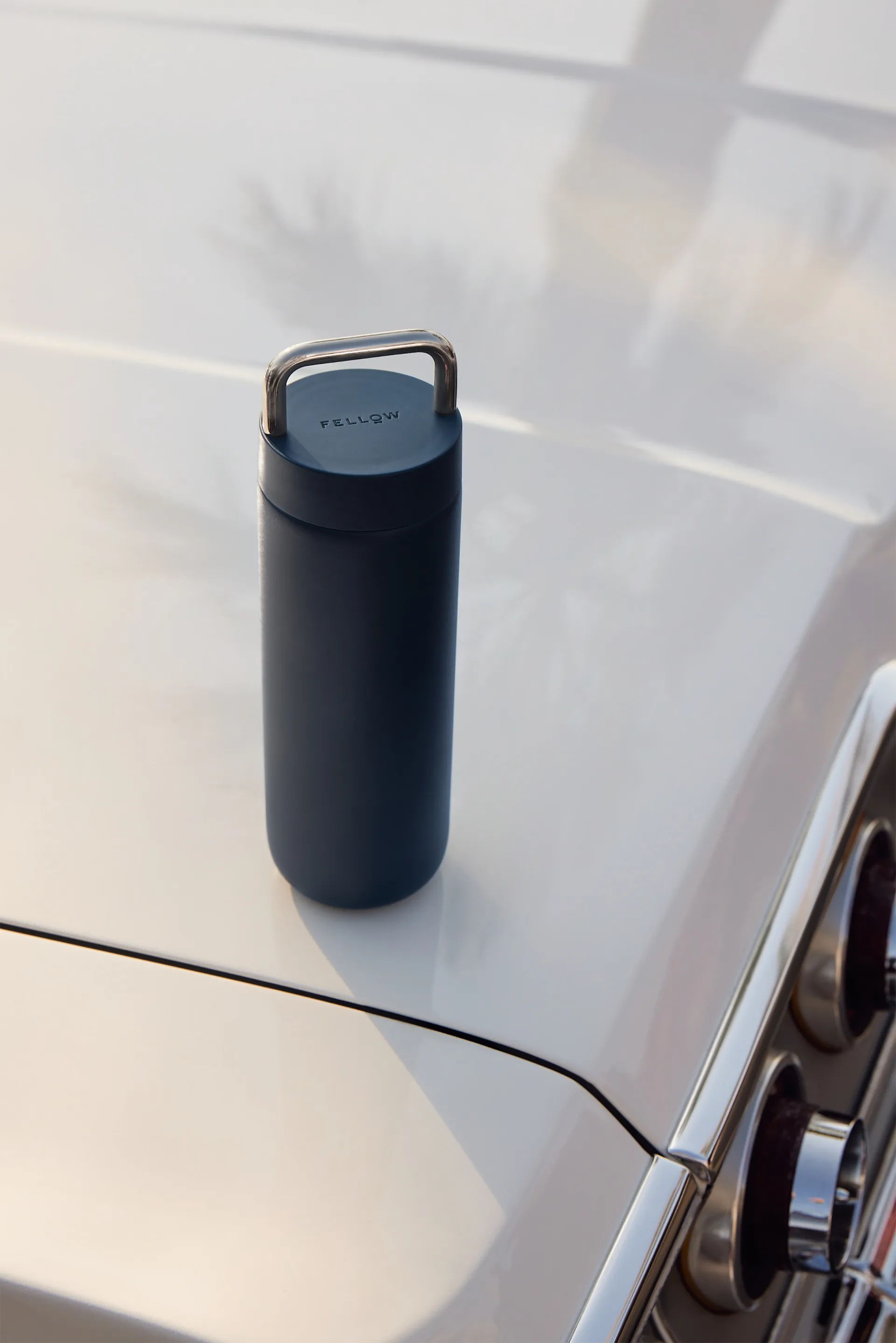 Carter Carry thermos mug 59 cl, Stone blue Fellow