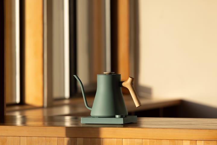 Stagg EKG electric kettle with variable temperature 90 cl, Smoke green-maple Fellow