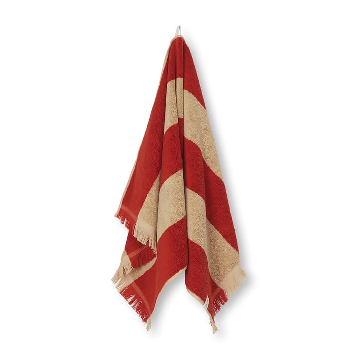 Alee towel 50x100 cm - Light camel-red - ferm LIVING