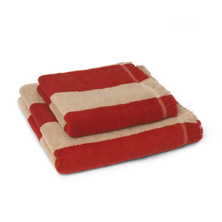 Alee towel 50x100 cm - Light camel-red - Ferm Living