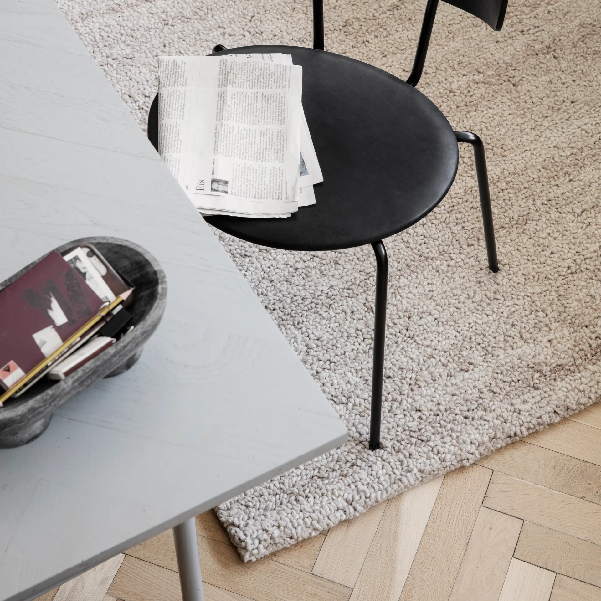 Alza bowl, black Ferm Living