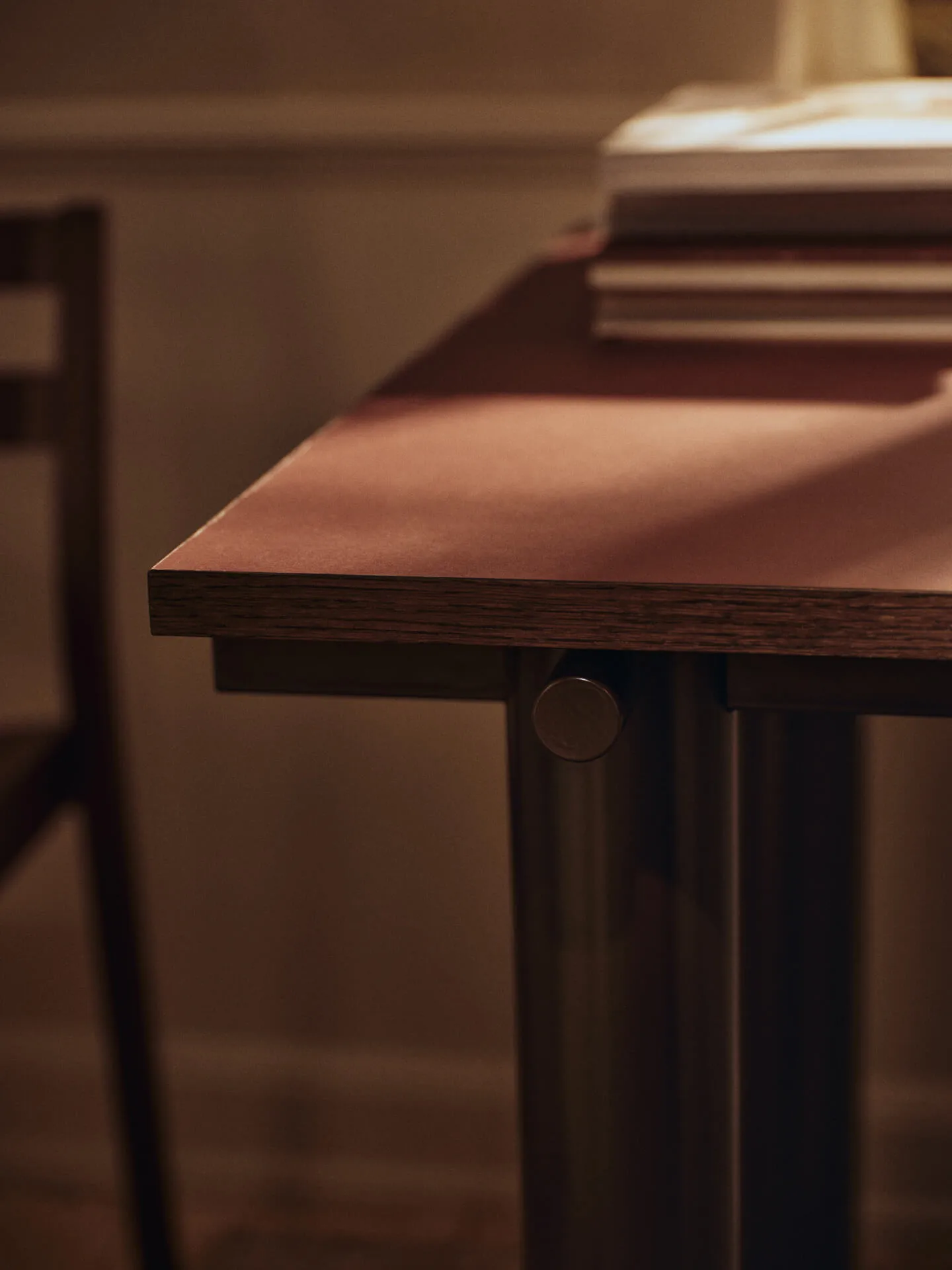 Atura dining table, Dark chocolate-burgundy, 90x160 cm Ferm Living