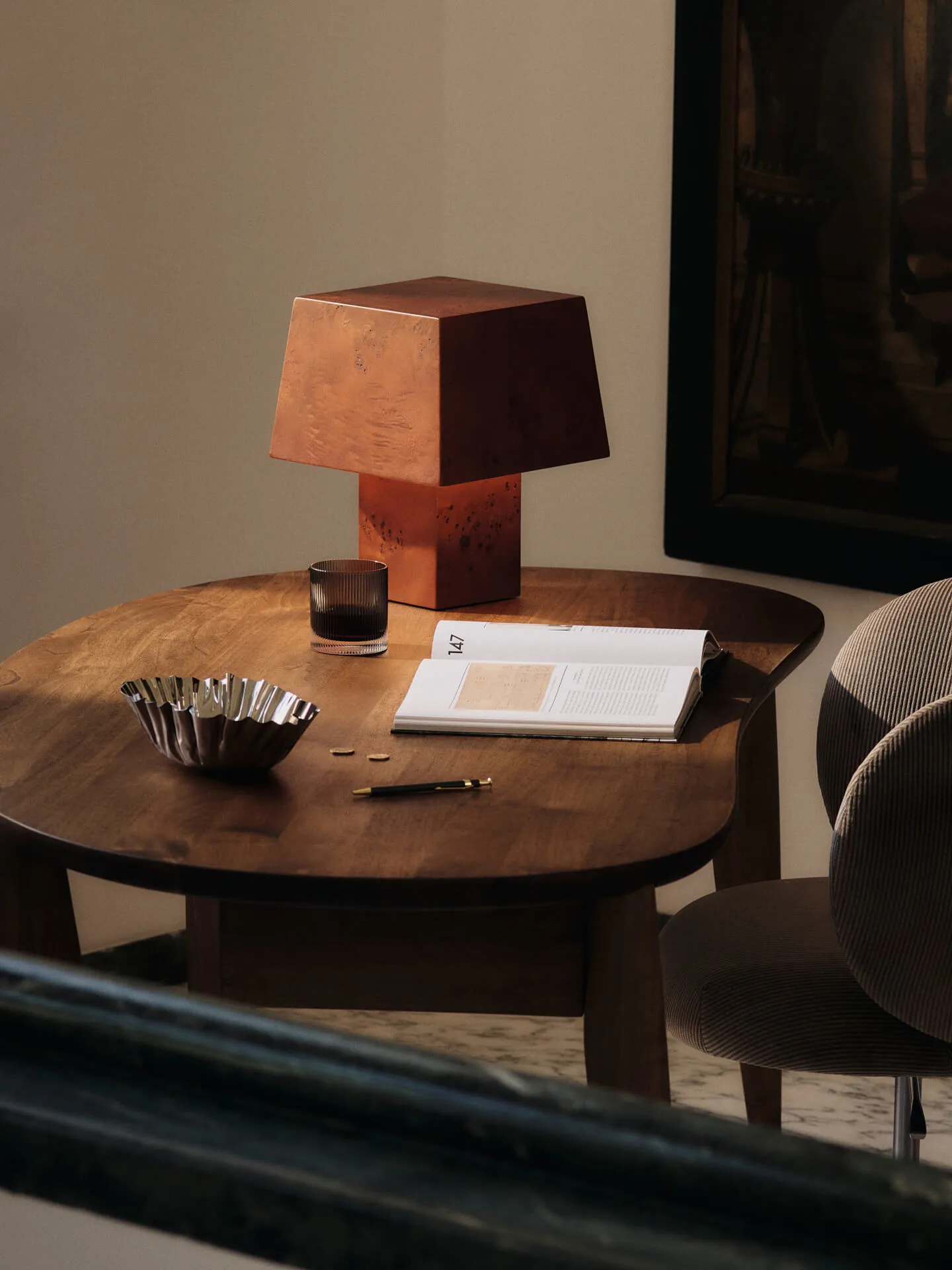 Burl table lamp 33 cm, Dark stained burl Ferm Living