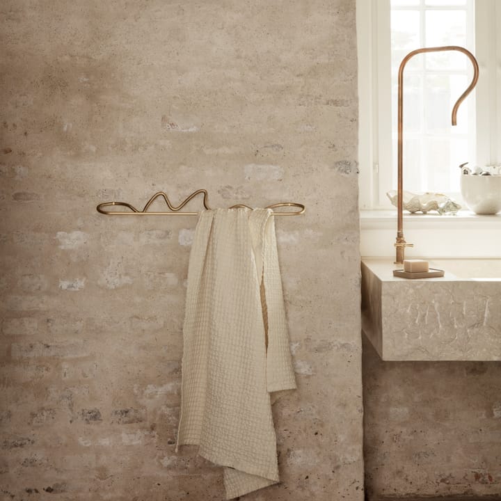 Curvature towel hanger - brass - Ferm Living