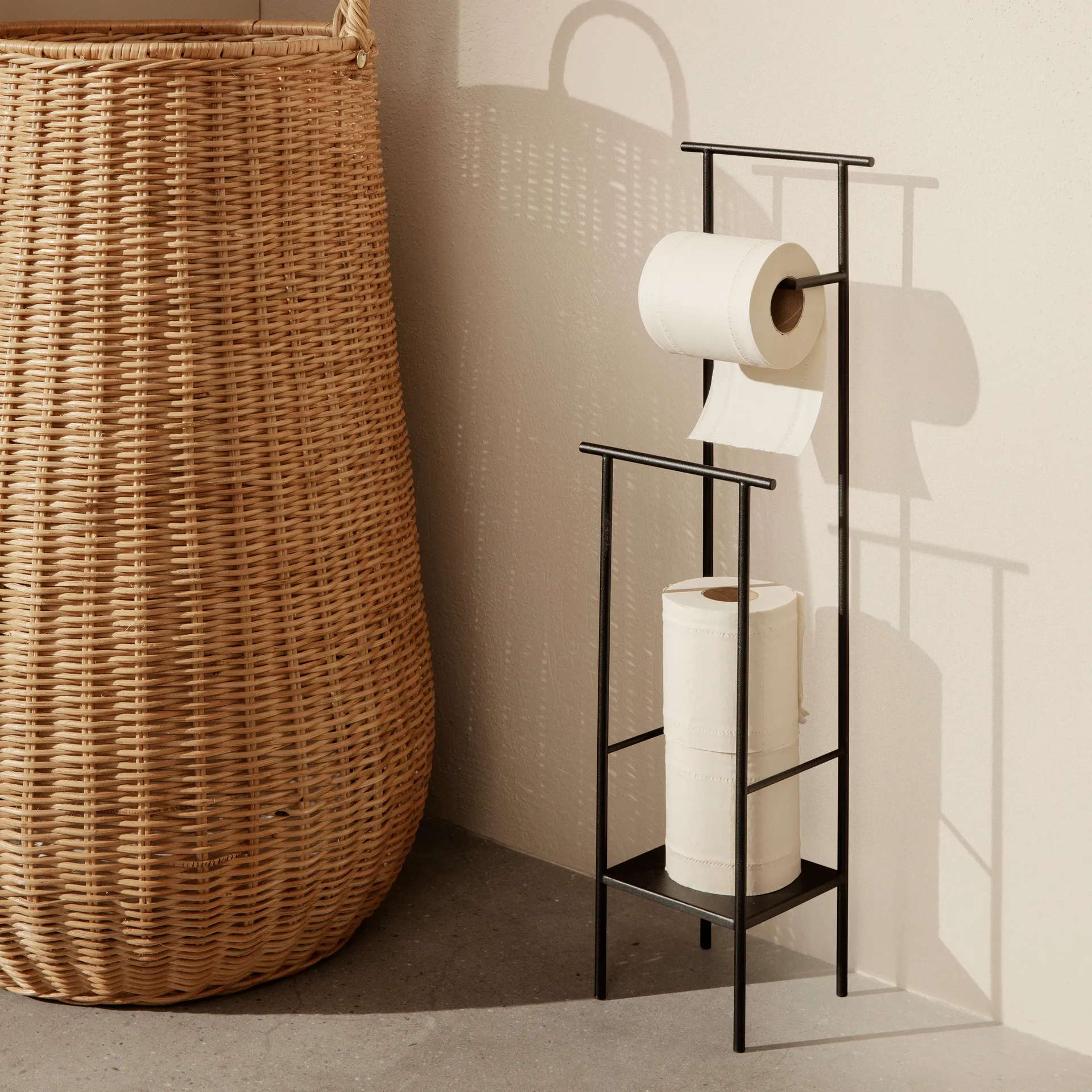 Dora toilet paper holder, black Ferm Living