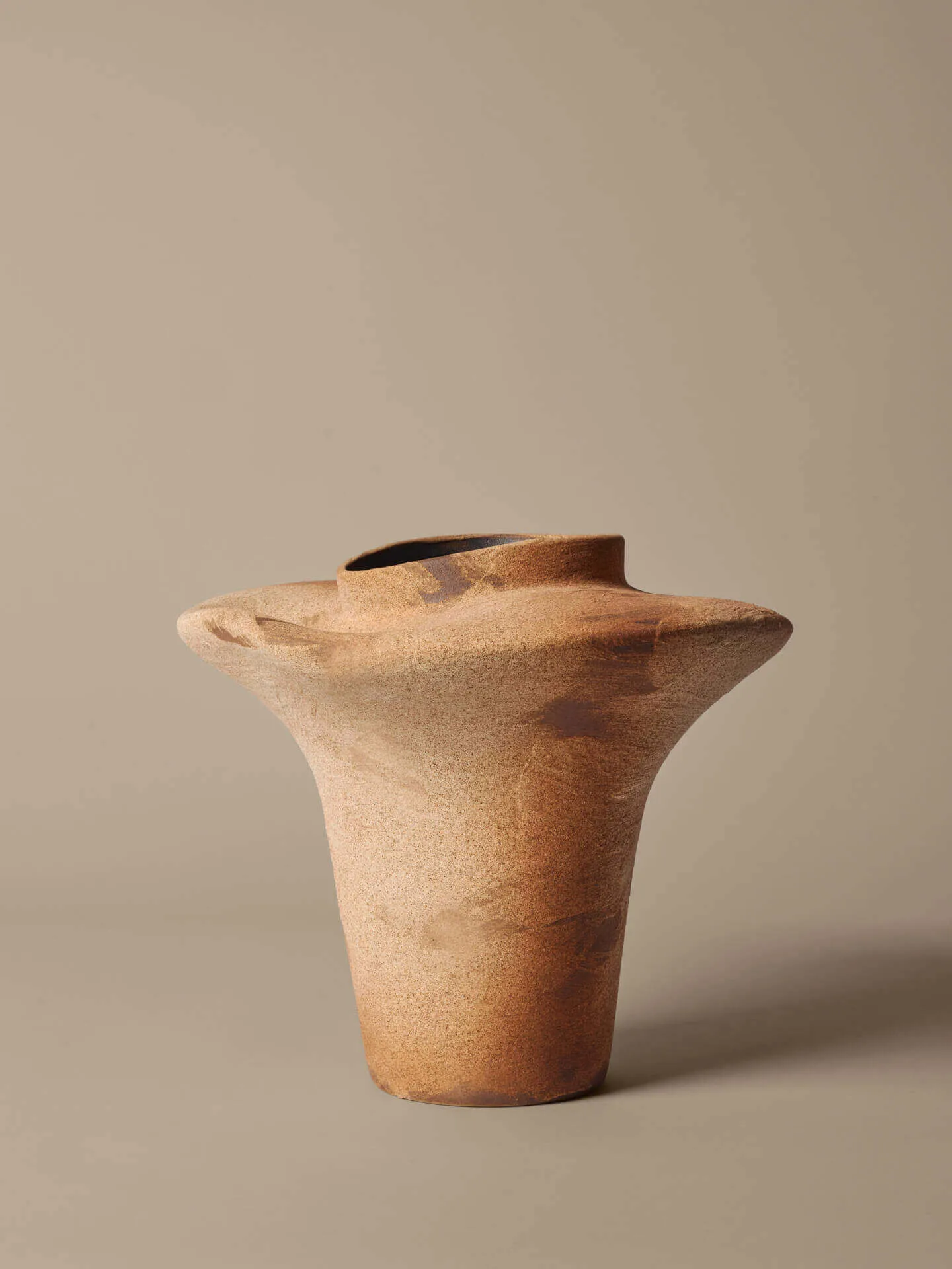 Evio vase, Burnt umber, Ø35x53 cm Ferm Living