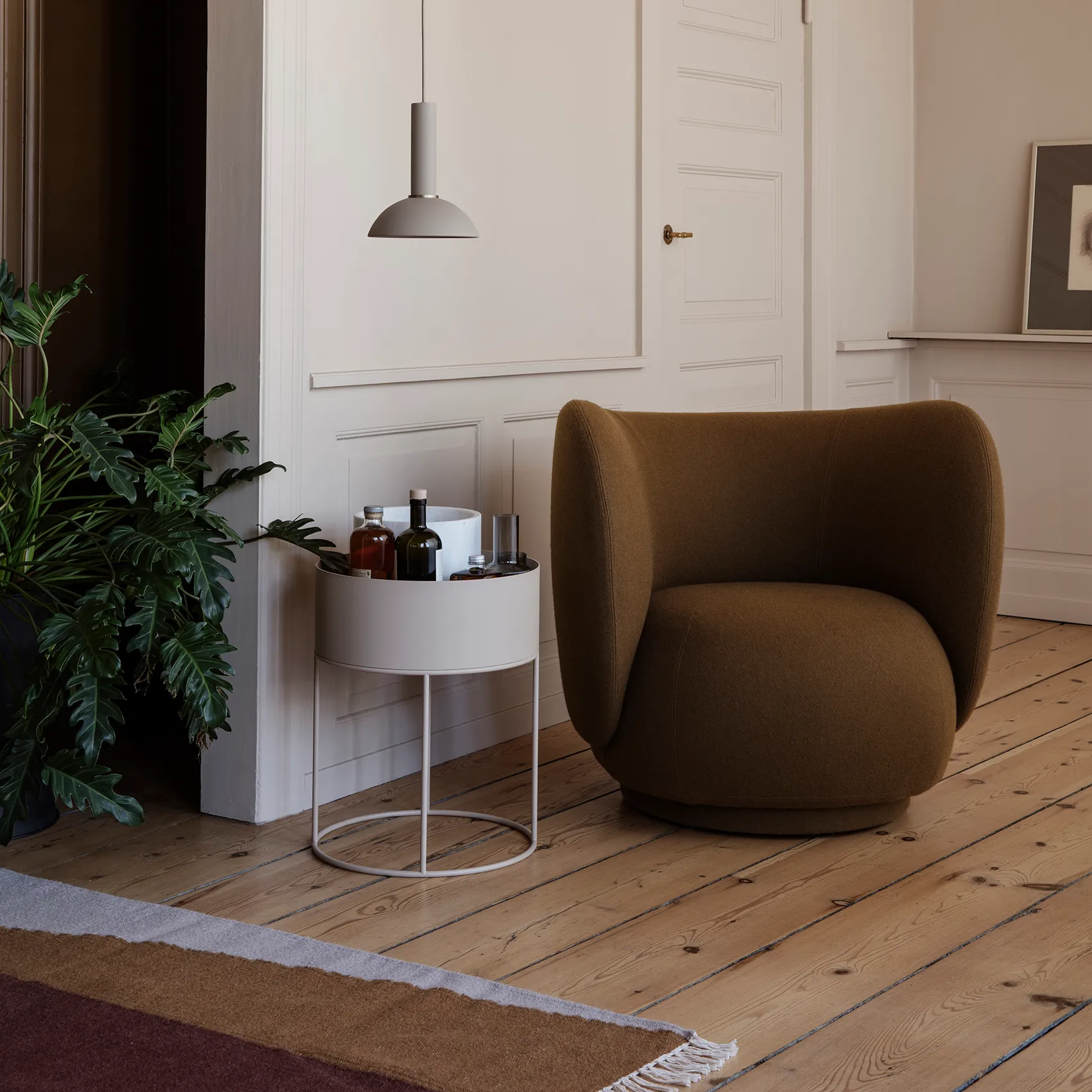 Ferm Living plant box round, cashmere Ferm Living