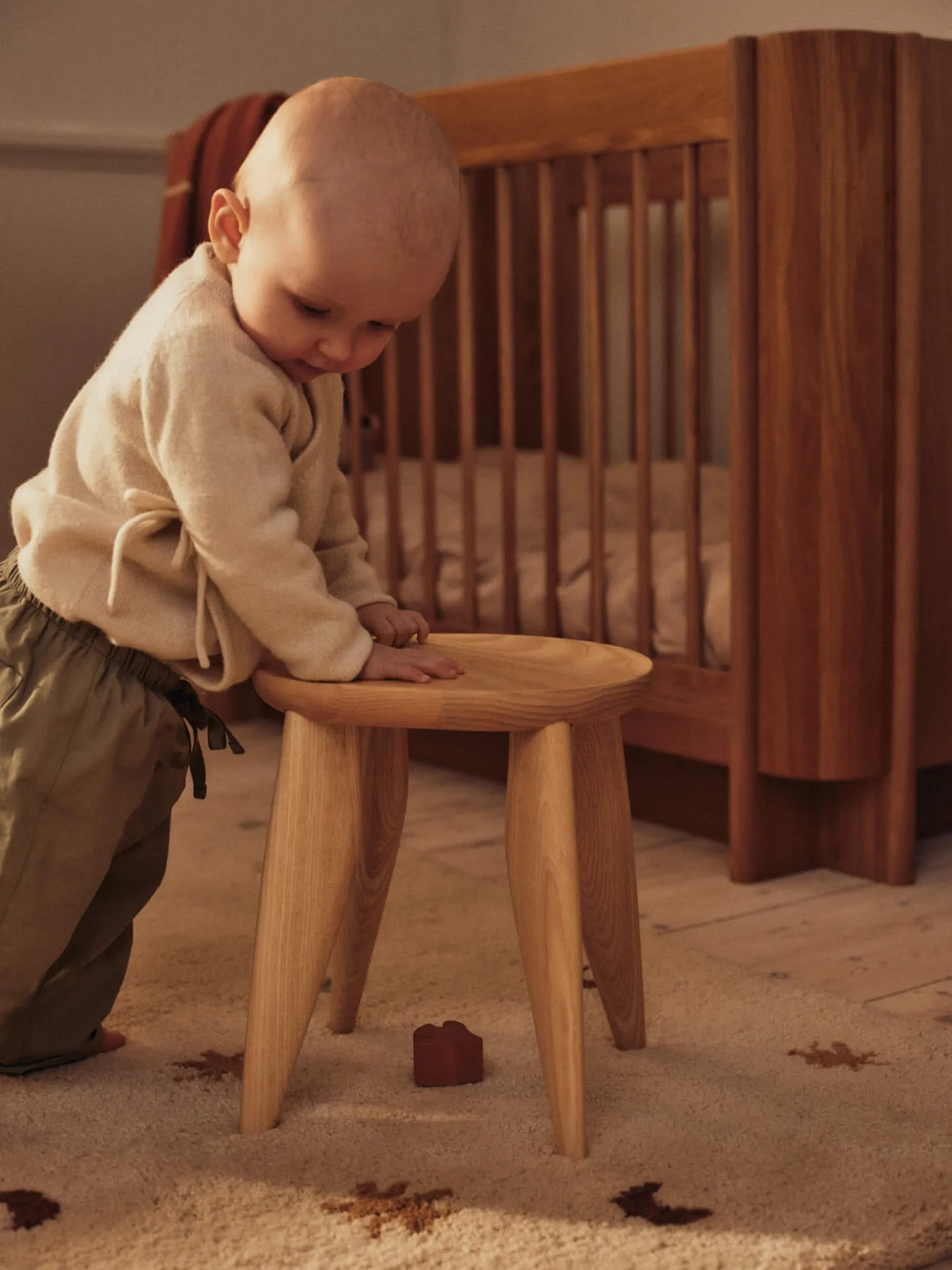 Feve kids round, Untreated Ash, Ø33x30 cm Ferm Living