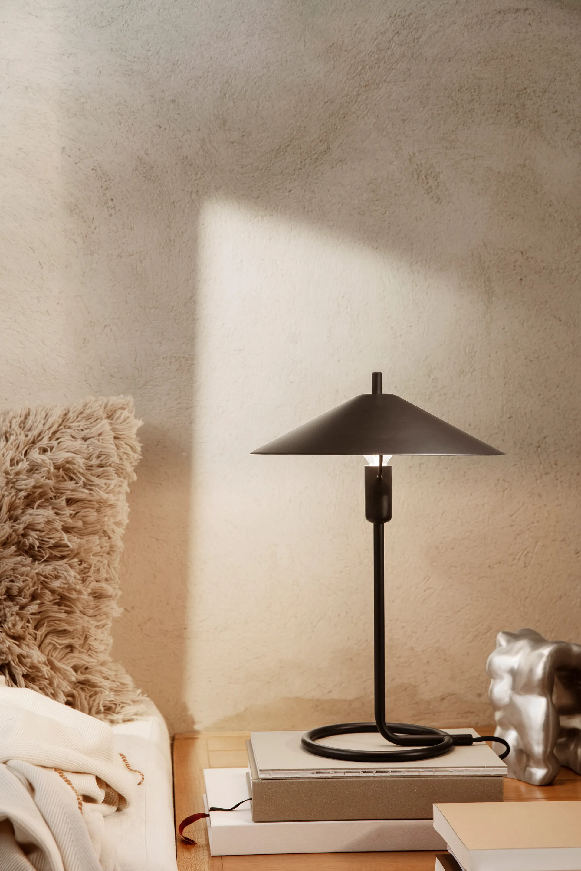 Filo table lamp, Black-black Ferm Living