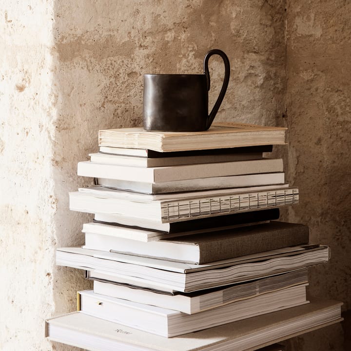 Flow mug 36 cl, black Ferm Living