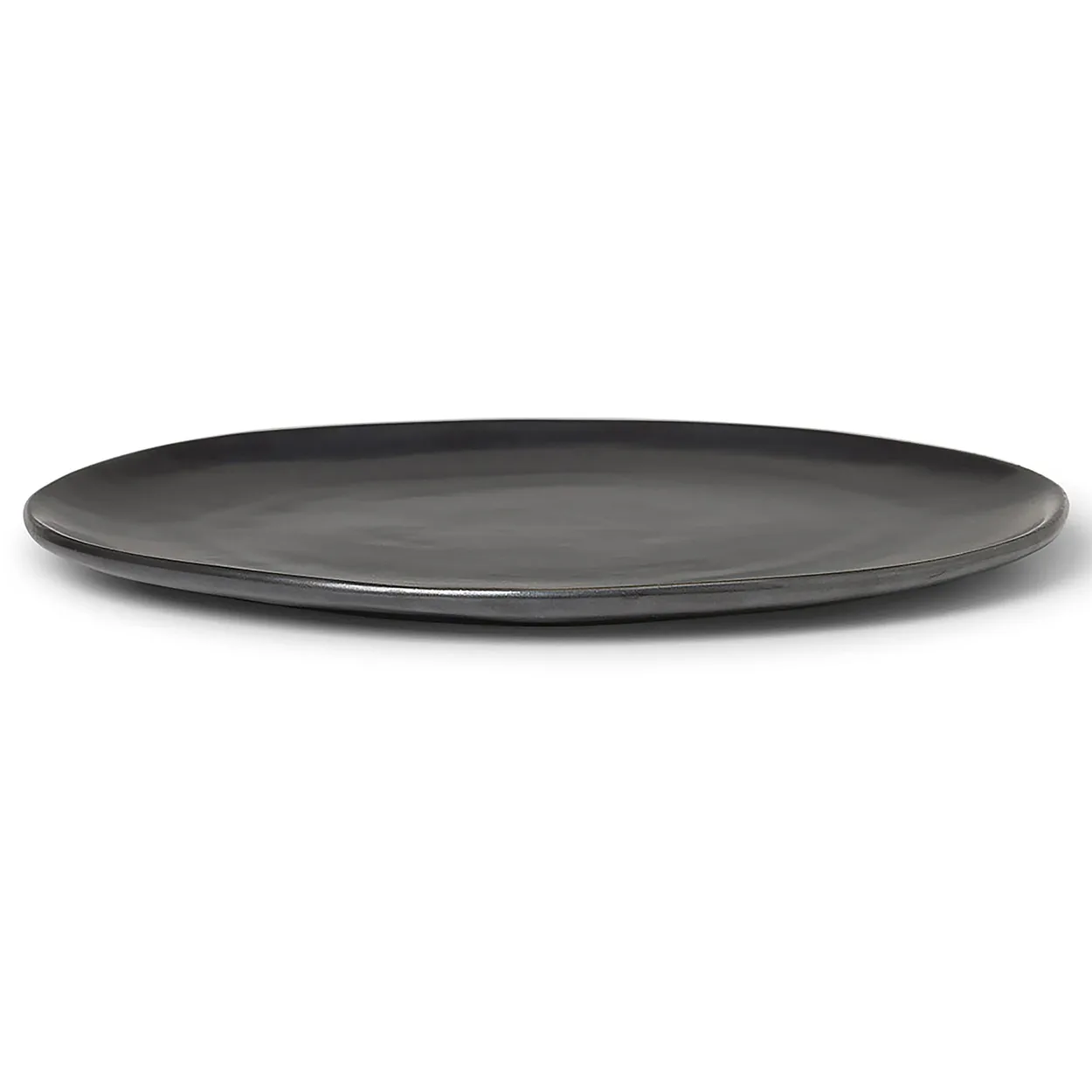 Ferm Living Flow plate 27 cm Black | Scandinavian Design | Dinner plates | Black