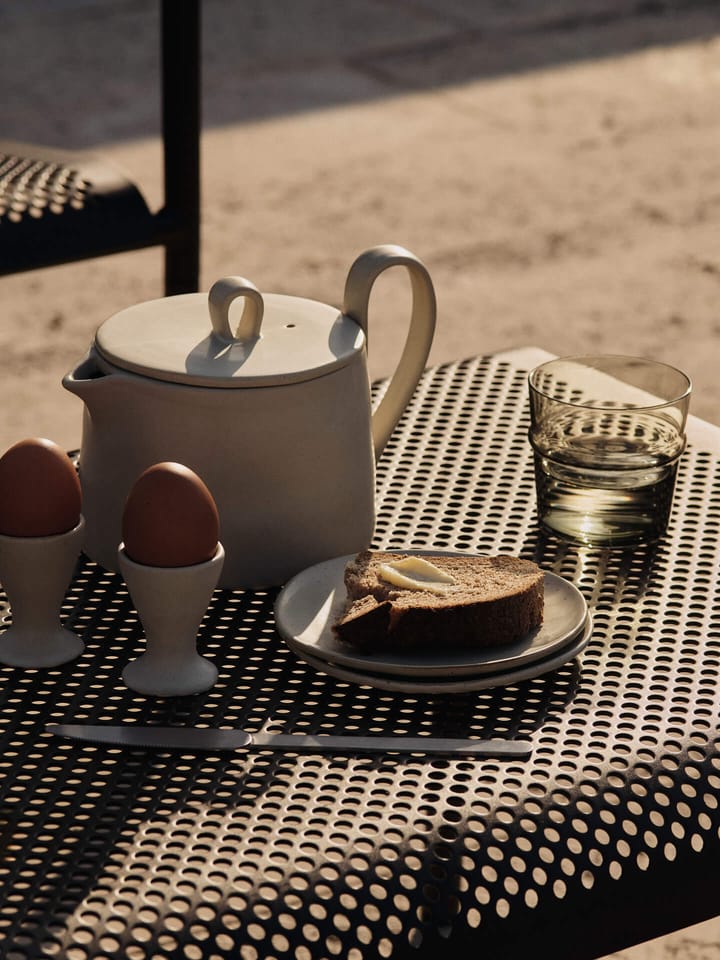 Flow teapot 1.5 L, Off-white speckle Ferm Living