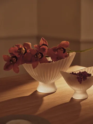 Fountain bowl 19 cm - Frosted - Ferm Living