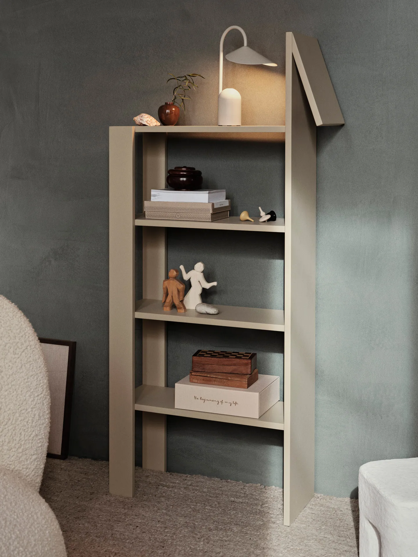 Giraffe bookshelf 69x140 cm, Cashmere Ferm Living