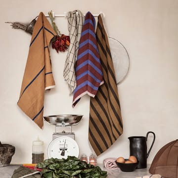 Hale kitchen towel 50x70 cm - mustard-navy - Ferm Living