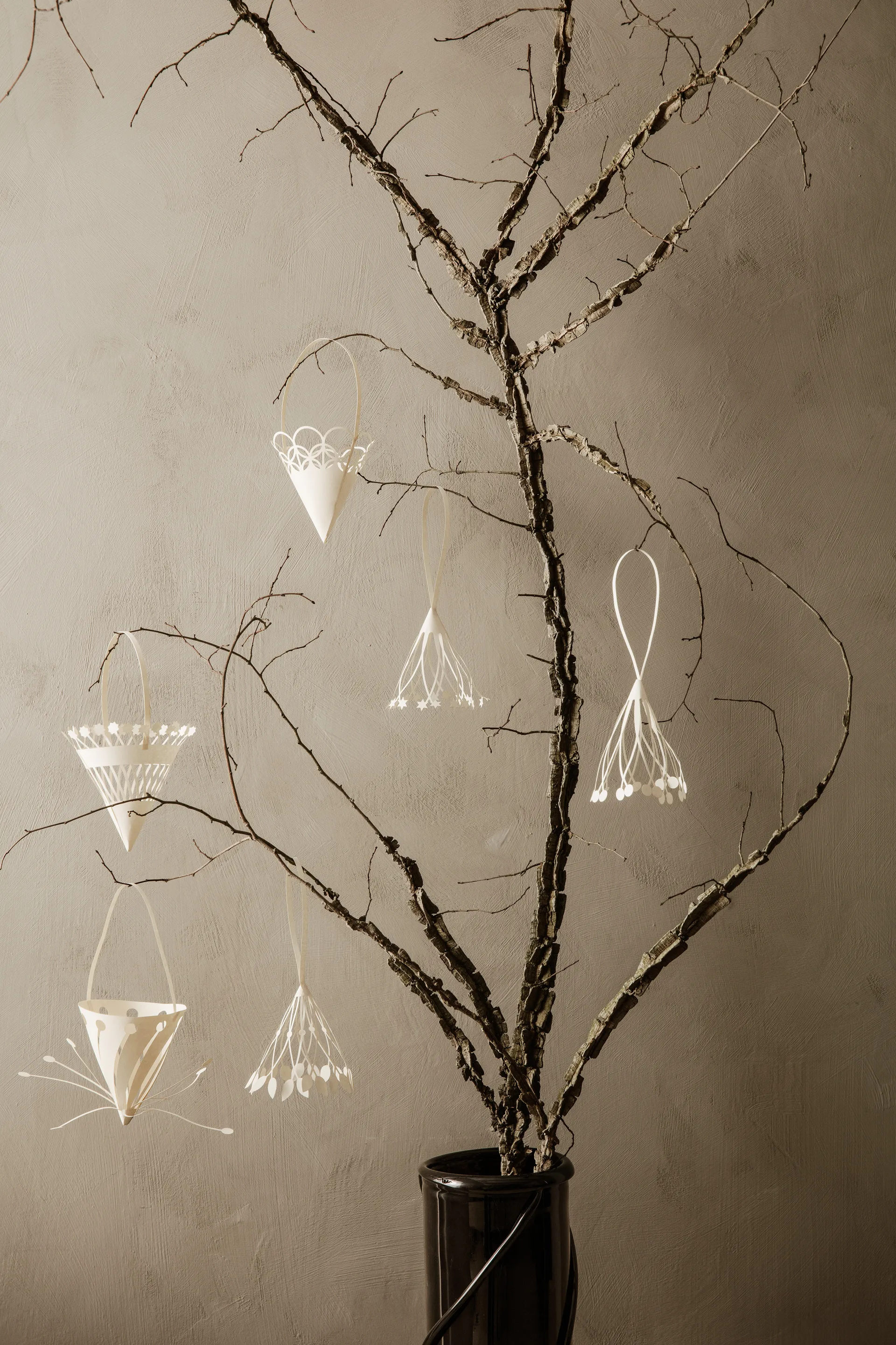 Hanging tree decoration Ø10cm 3-pack, Off-white Ferm Living