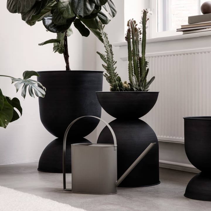 Hourglass flower pot large - Black-dark grey - Ferm Living