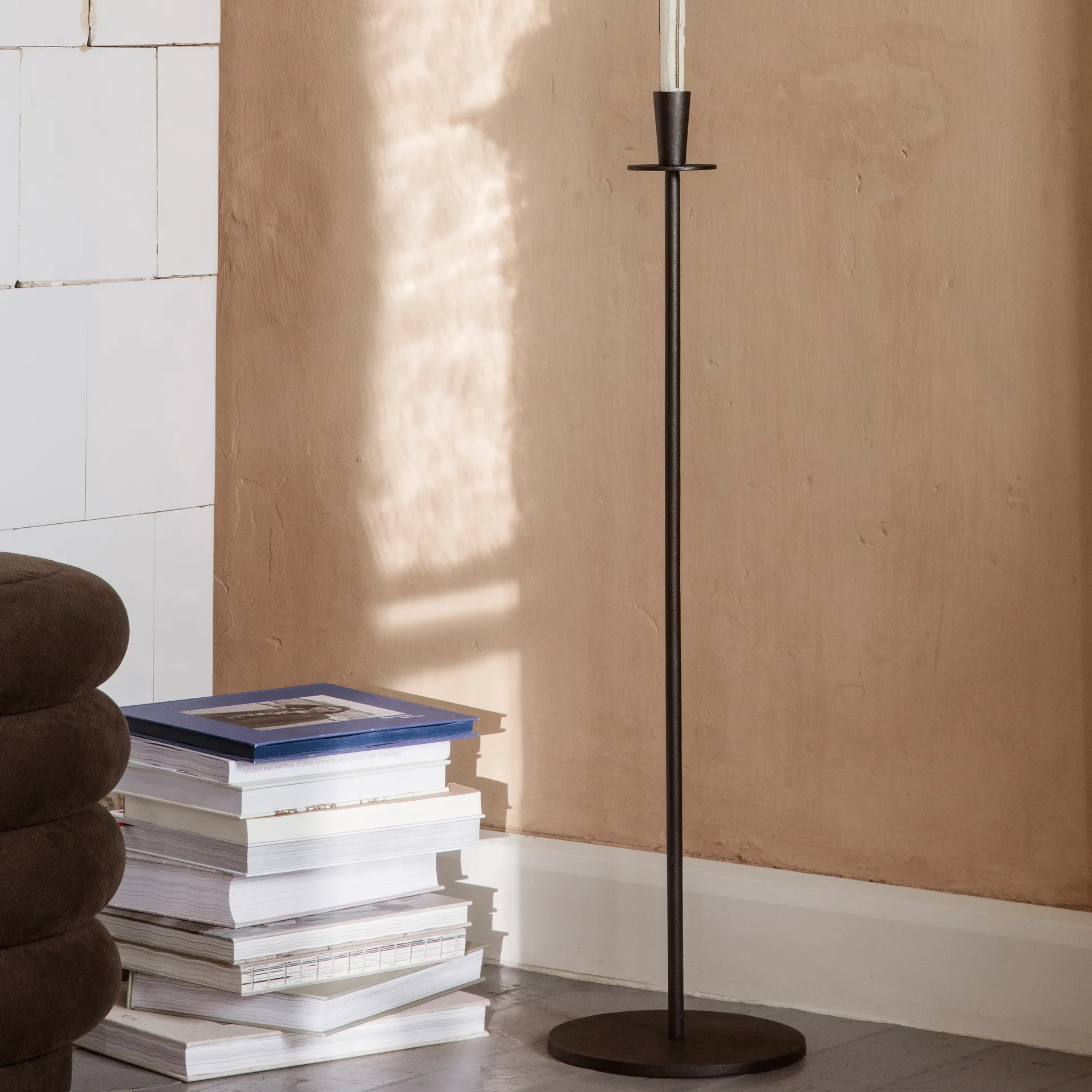 Hoy candle sticks tall 86 cm, Black Ferm Living