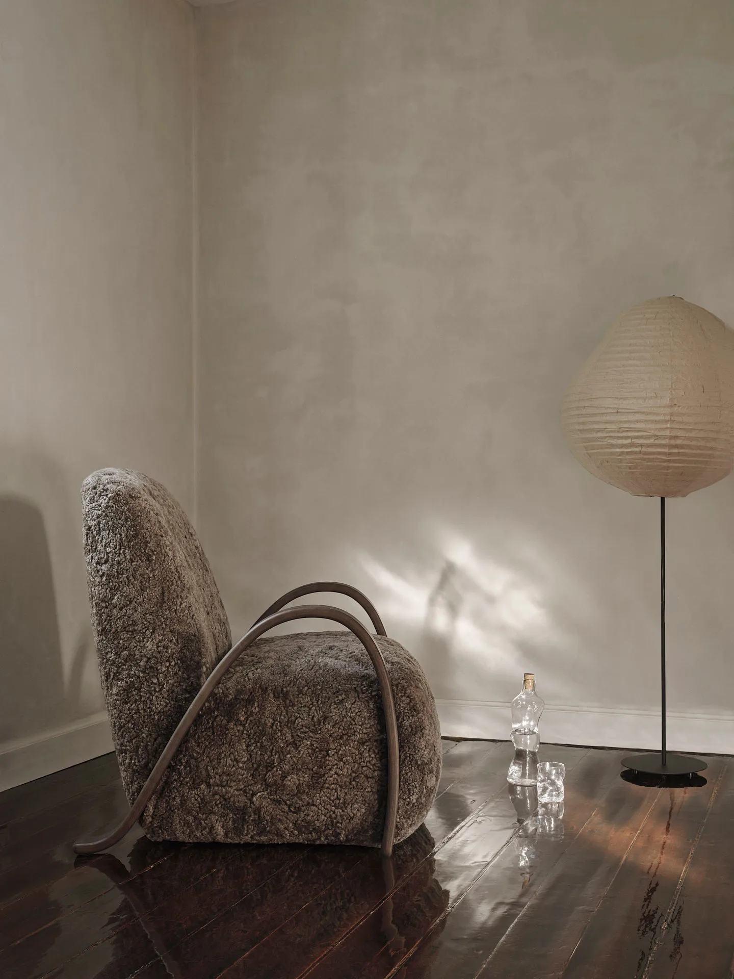 Kurbis floor lamp high, Natural-black Ferm Living