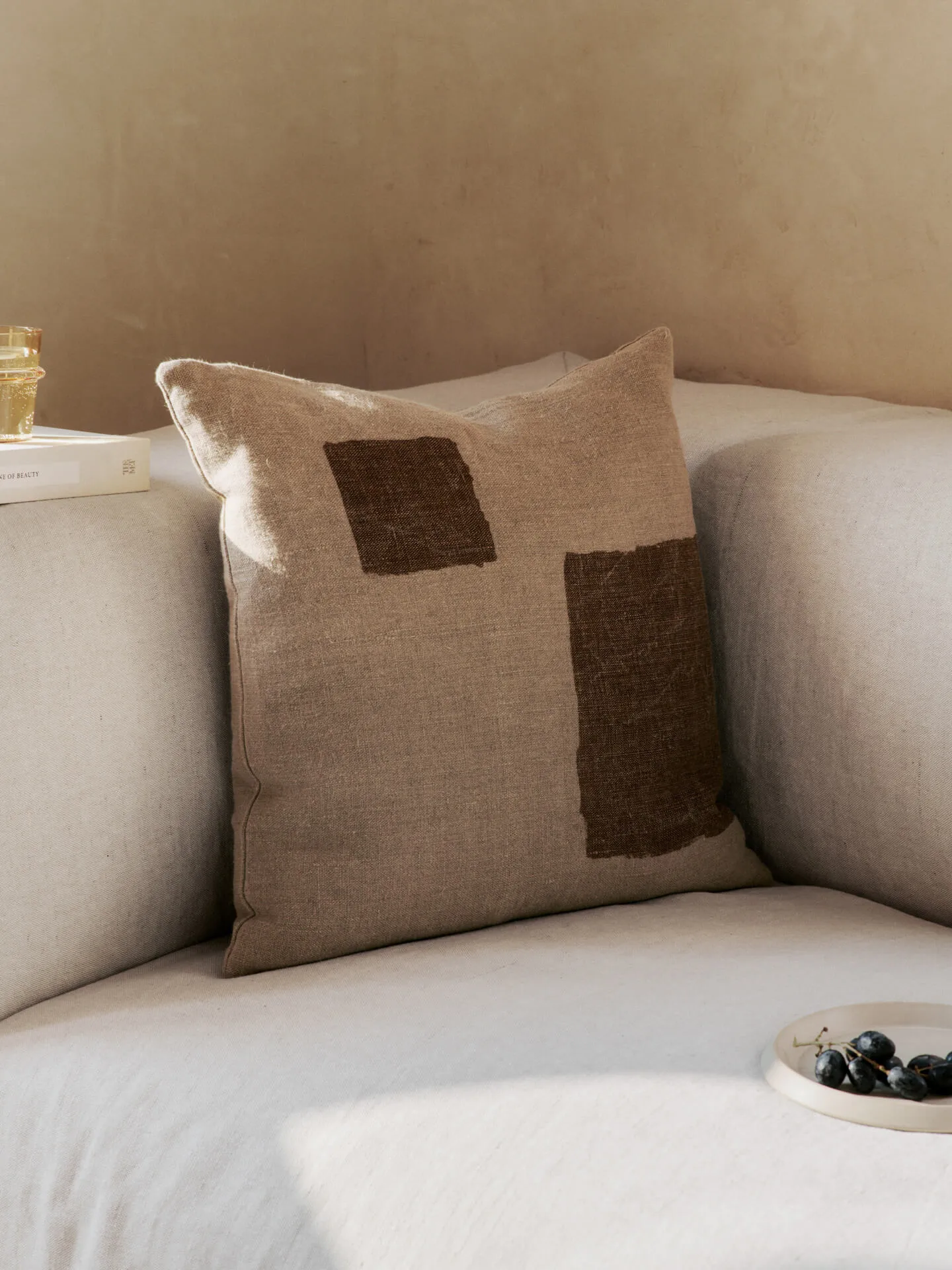 Oleo cushion cover 50x50 cm, Natural-Sugar Kelp Ferm Living