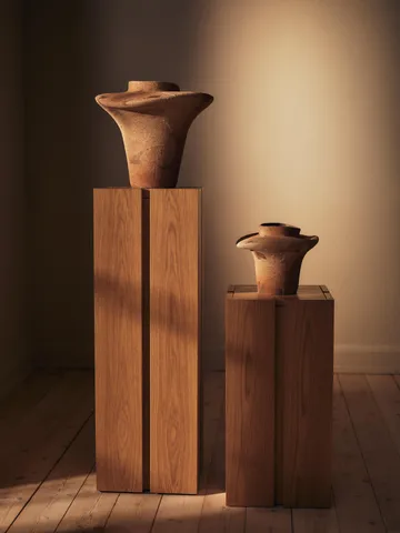 Parcel pedestal - Natural, 30x30x60 cm - Ferm Living