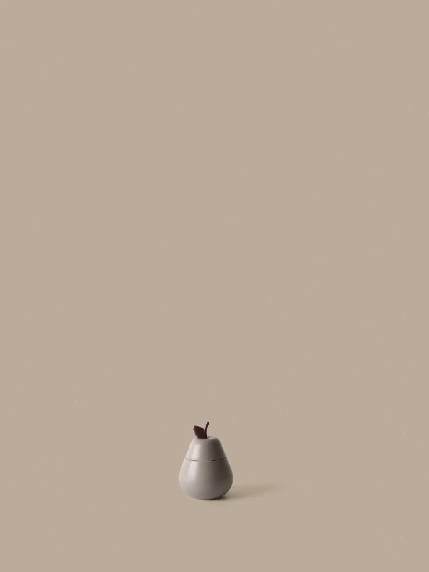 Pear ceramic bowl with lid, Cashmere Ferm Living