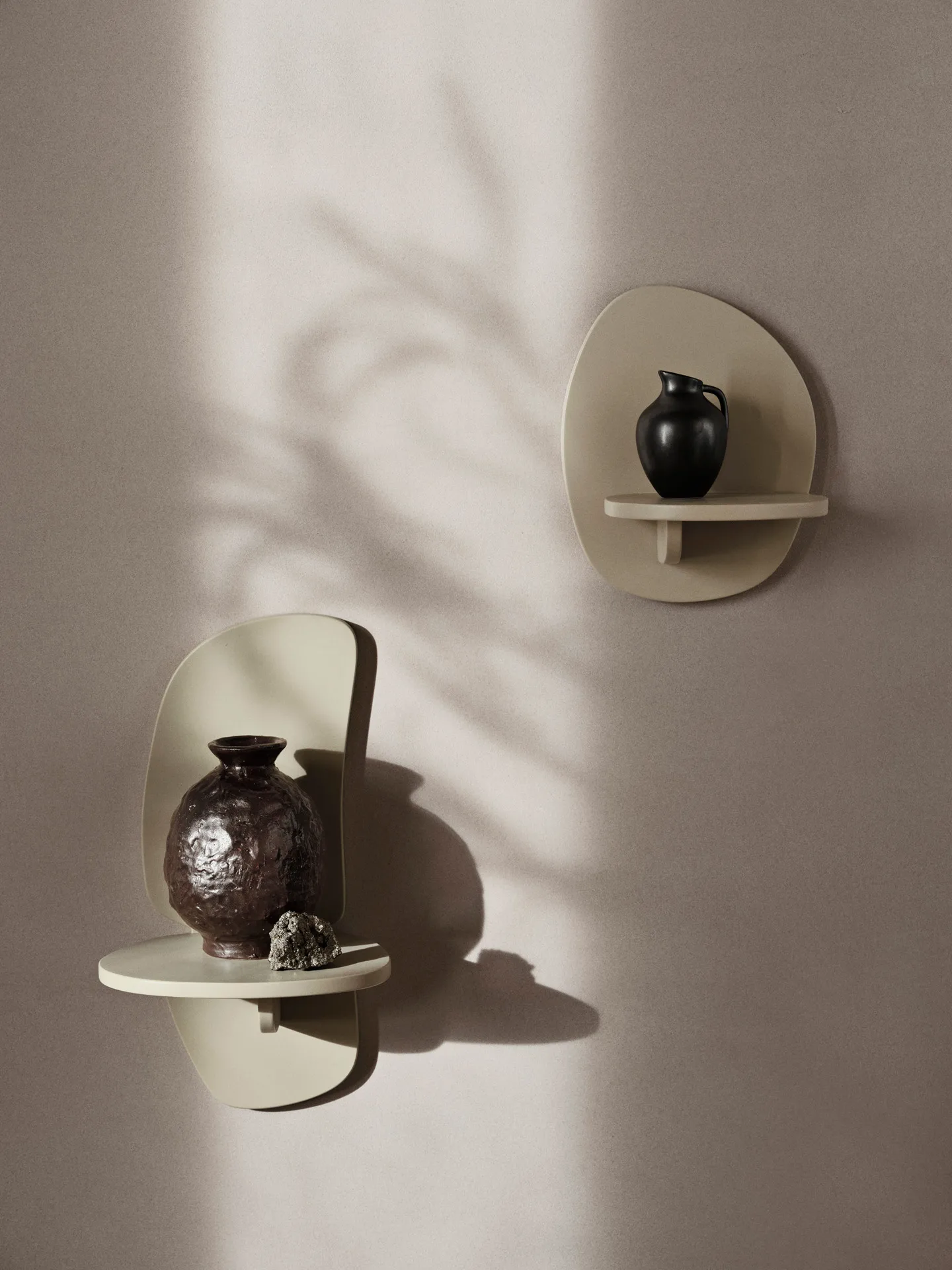 Pilu wall shelf 25 cm, Cashmere Ferm Living