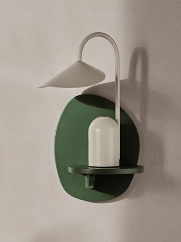 Pilu wall shelf 25 cm - Verdant Green - ferm LIVING