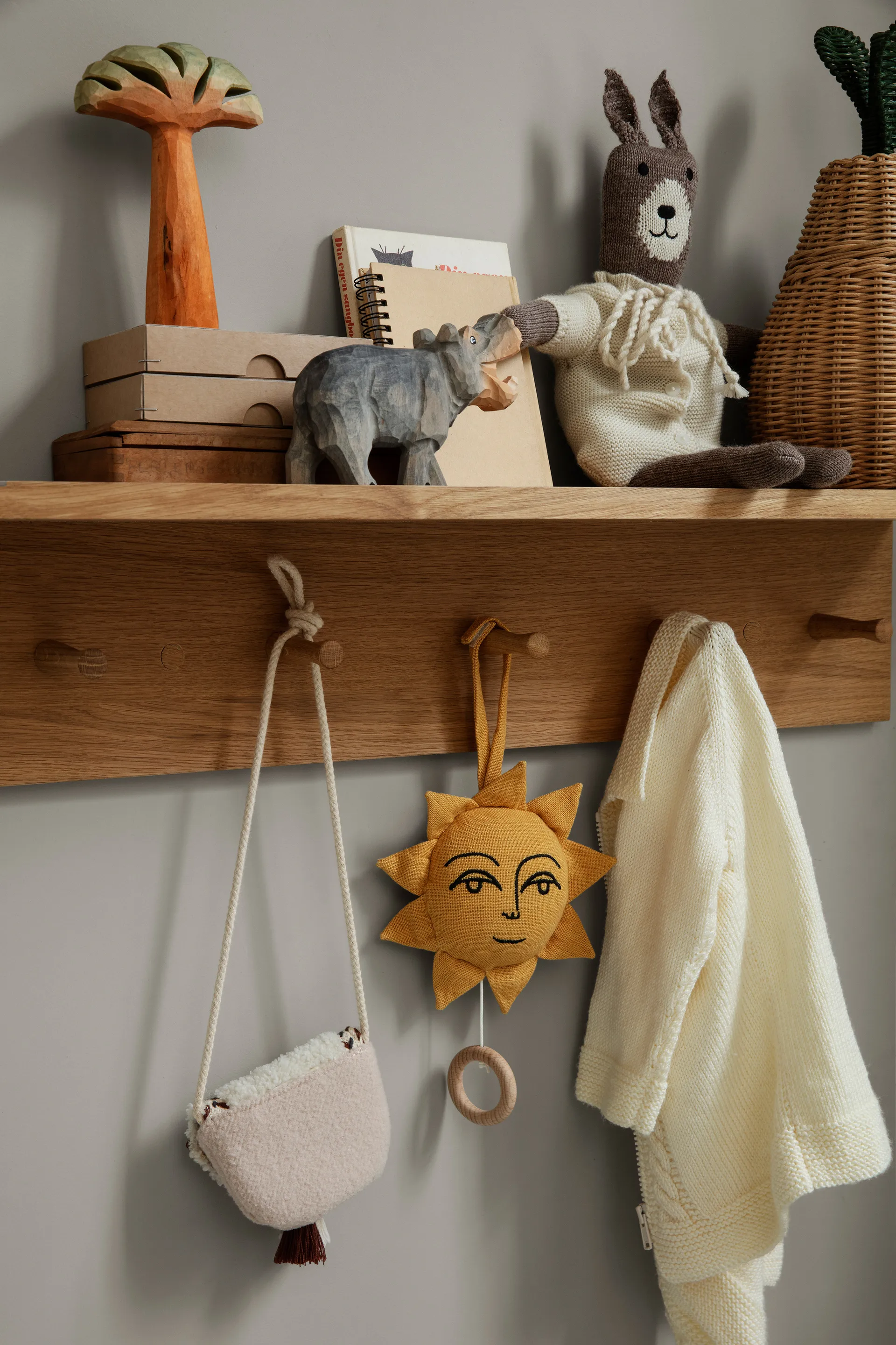Place Rack hooks and shelf oak, Large Ferm Living