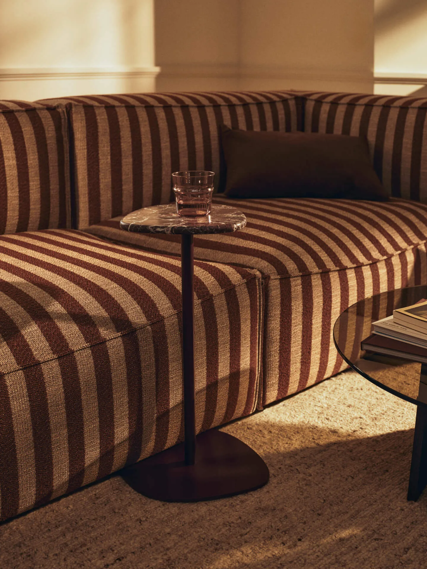 Plyo side table, Dark grape Ferm Living