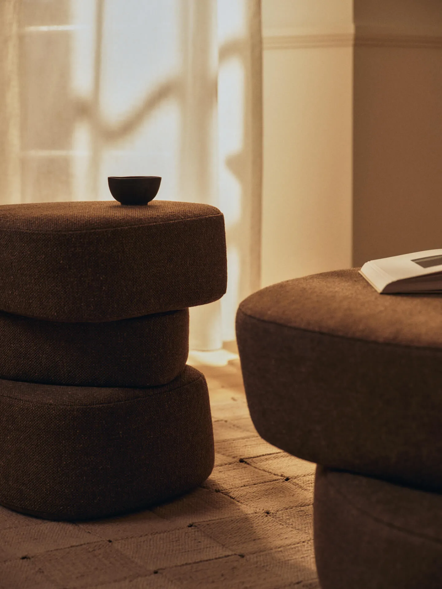 Plyo Staple pouf, Dark brown Ferm Living