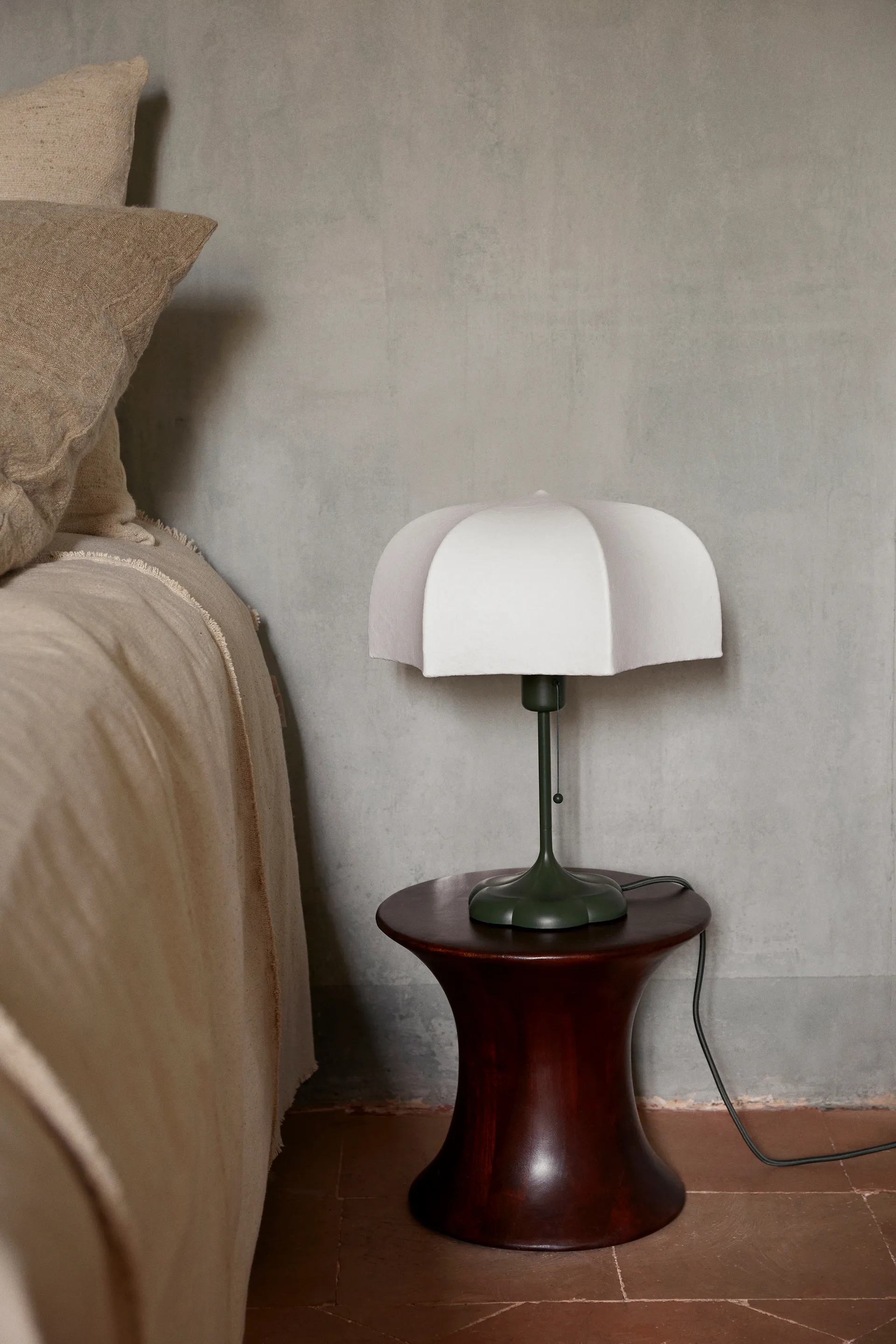 Poem table lamp Ø30x42 cm, White-grass green Ferm Living